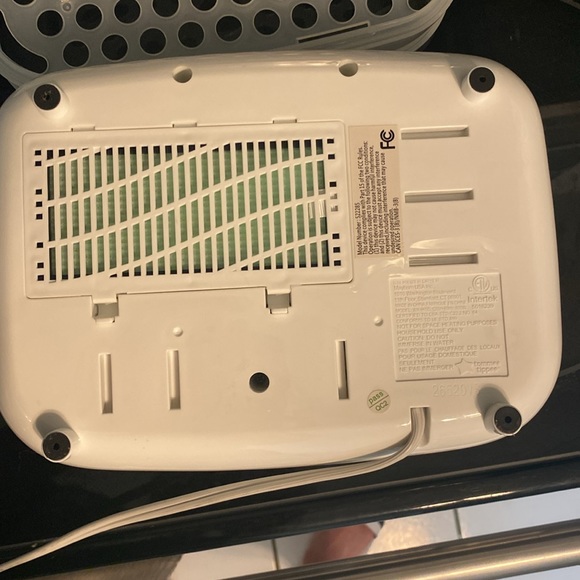 Tommee Tippee Advanced Steri-Dry Electric Sterilizer and Dryer - Picture 4 of 5